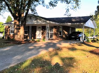 52 Marty Ln, Monticello, KY 42633
