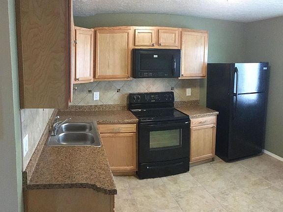 2nd image of 1808 Buena Vista Dr SE APT 1