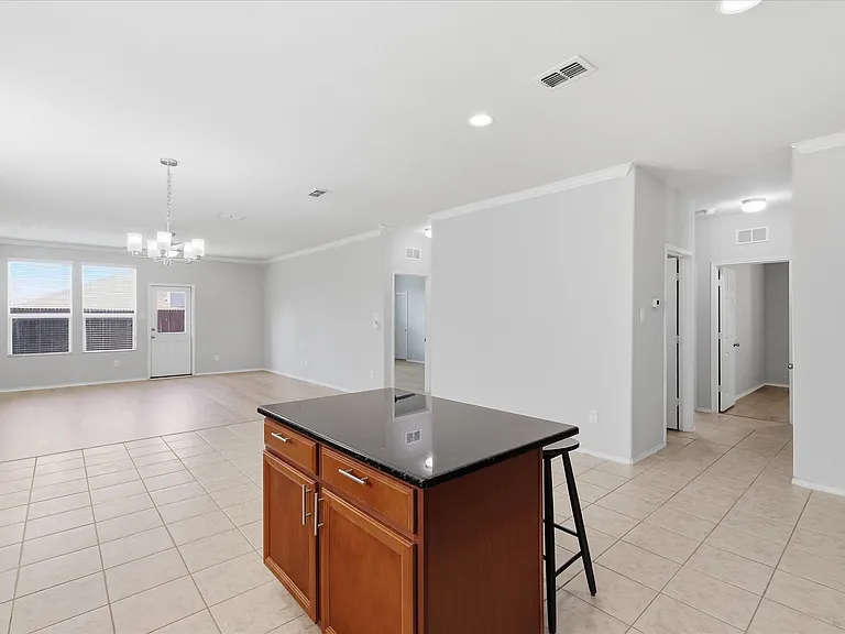3116 Layla Creek Dr — Photo 10