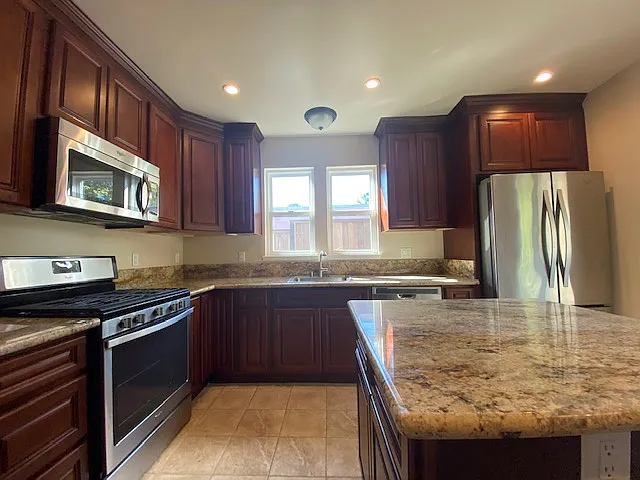 1641 San Lorenzo Ave — Photo 8