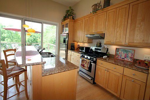 3rd image of 6182 Riverwood Dr