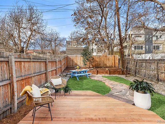 5th image of 2719 Eliot Street
