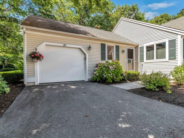 115 Leisure Green Dr Unit 115, Mashpee, MA 02649