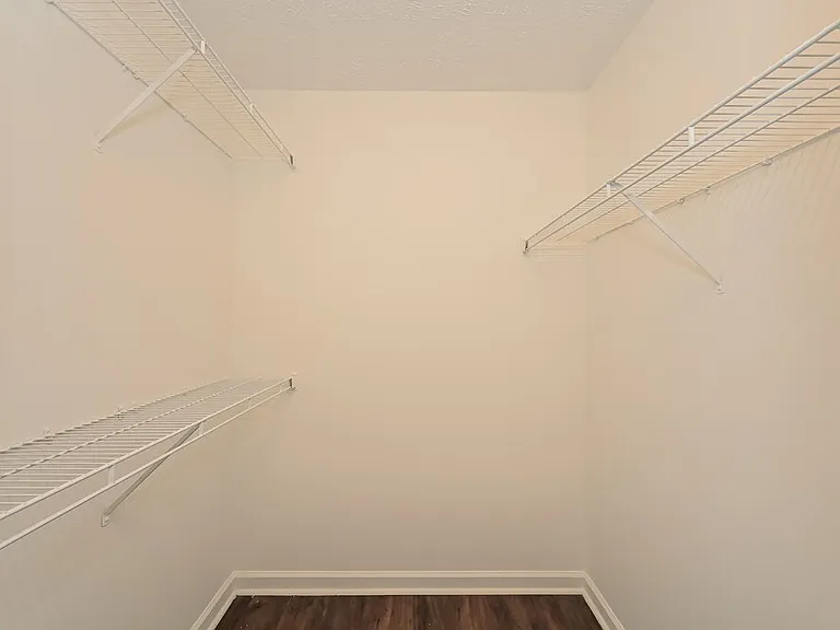 10007 Nevada Ave — Photo 12