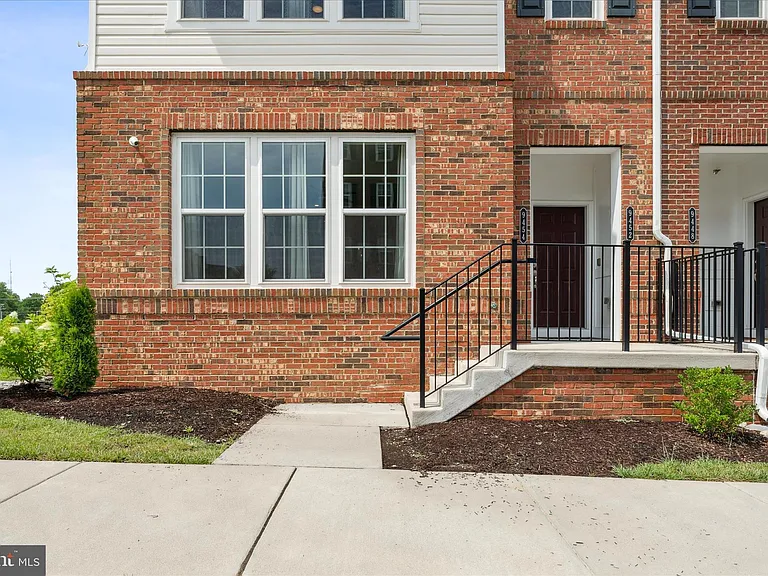 9454 James Macgowan Ln #447 — Photo 39