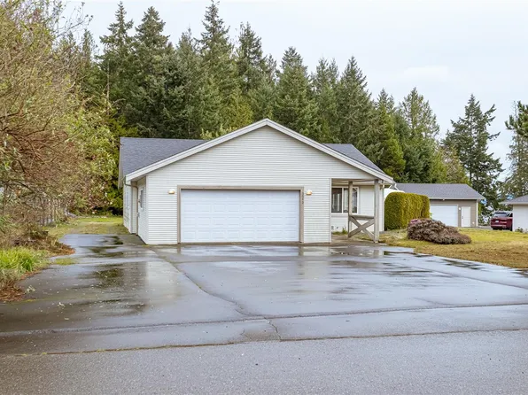 3043 Raymur Pl, Nanaimo, BC V9K 2N9