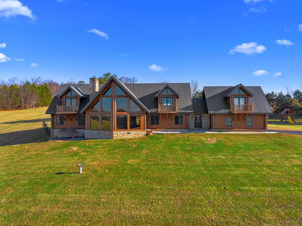 1st image of 1185 Carolina Dr
