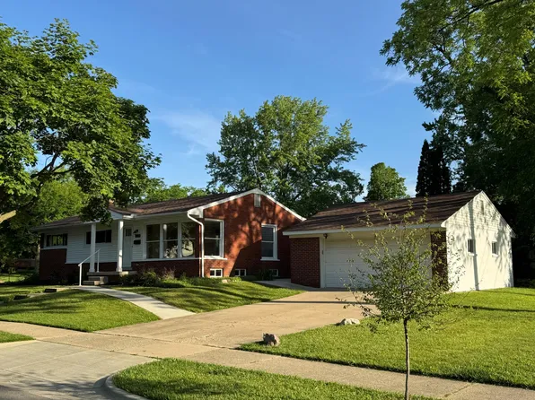 1720 Avondale Ave, Ann Arbor, MI 48103