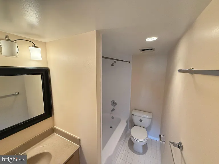 6300 Stevenson Ave #1113 — Photo 15
