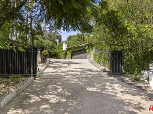 9559 Sherwood Forest Ln, Beverly Hills, CA 90210