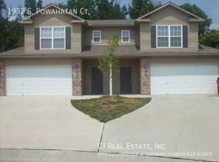 1932 S Powahatan Ct, Independence, MO 64057
