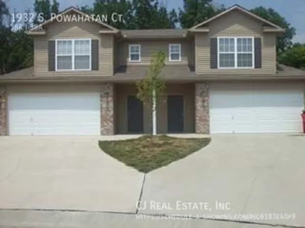 1932 S Powahatan Ct, Independence, MO 64057