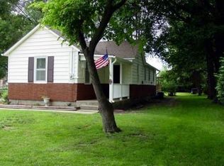 310 Main St, Perry, KS 66073