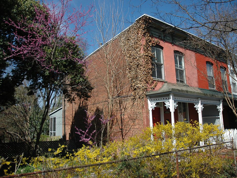1st image of 420.5 S Pine St