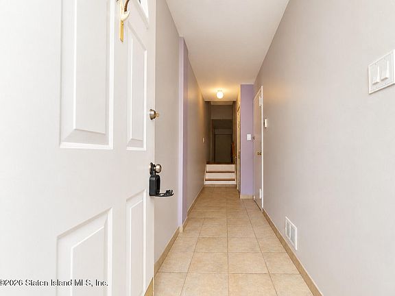 2nd image of 47 Pembrook Loop