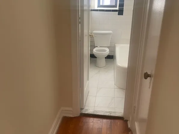 3715 Kings Highway image 5 of 7