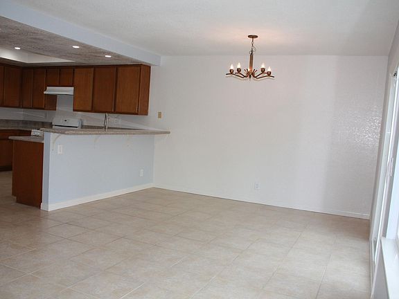 4th image of 2586 Cottonwood Trl