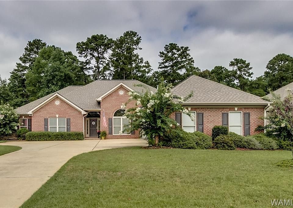 1st image of 3696 Brook Highland Dr