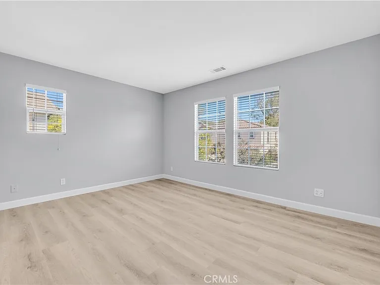 1258 Begovich St — Photo 43