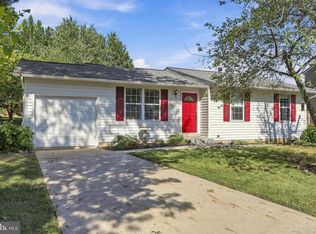 1609 Norwich Dr, Frederick, MD 21701