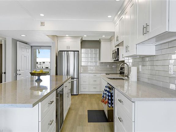 5th image of 4895 Bonita Beach RD #102