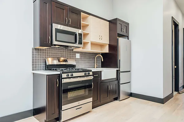 Rented by Nooklyn NYC LLC | media 7