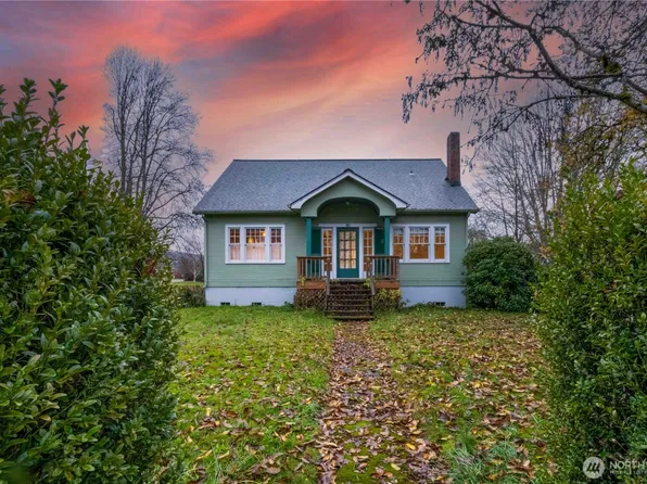 516 SW Riverside Drive, Chehalis, WA 98532
