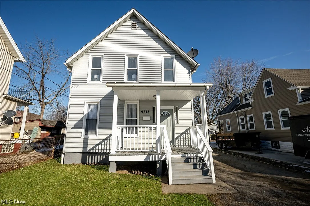 9618 Willard Ave photo 1