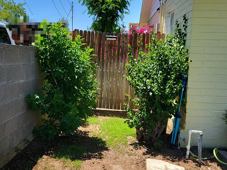 1040 N 27th Pl — Photo 118