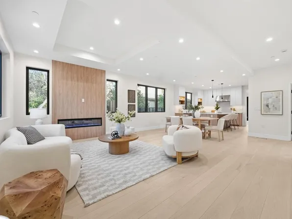 488 Oak Ct, Menlo Park, CA 94025