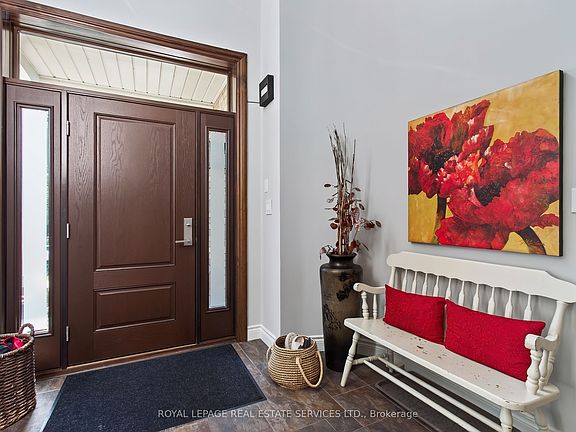 4th image of 2329 Glenfield Rd