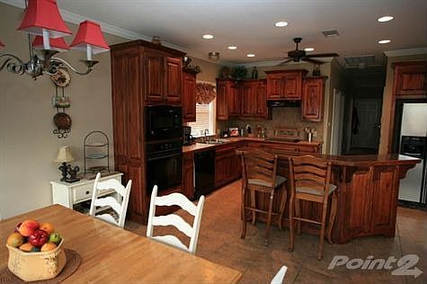 Spacious Kitchen