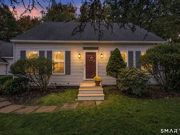 2nd image of 25 Briarwood Lane