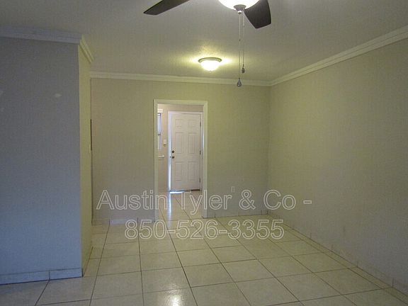 3rd image of 2998 Smith St #B