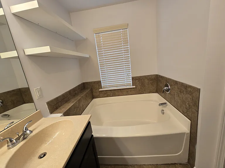 Whiteoak Run SE — Photo 15