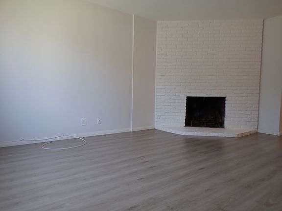 2nd image of 9915 Continental Dr