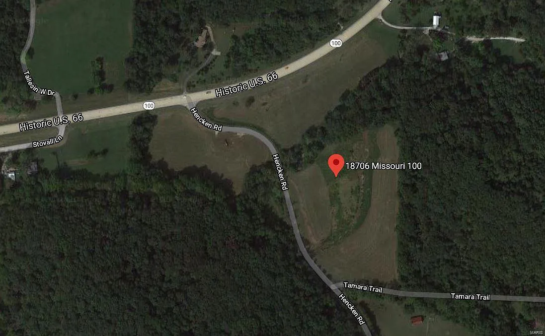 3900 Hencken Rd photo 1