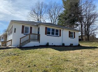 18519 Lappans Rd, Boonsboro, MD 21713