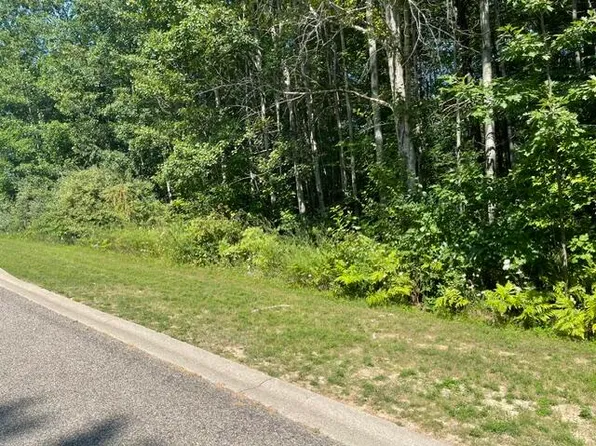 Questview Dr Unit 26, Houghton Lake, MI 48629