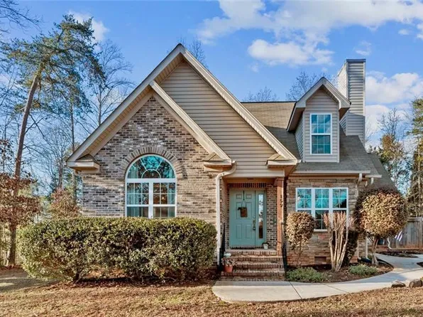 159 Twin Creeks Dr, Stokesdale, NC 27357