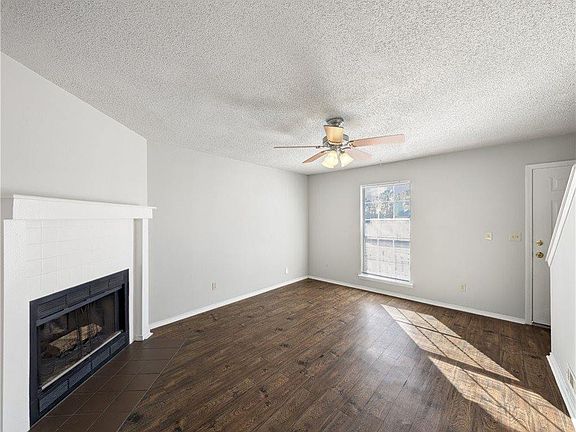 4th image of 2420 N Brophy Cir APT 1
