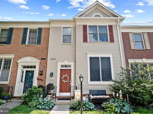 3715 Huntley Meadows Ln, Alexandria, VA 22306