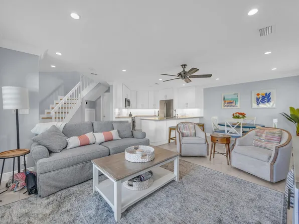 234 Seabreeze Cir, Jupiter, FL 33477