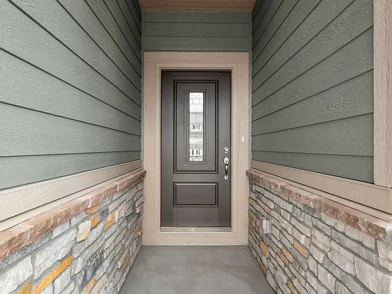 16353 Cattle Creek Ct — Photo 3