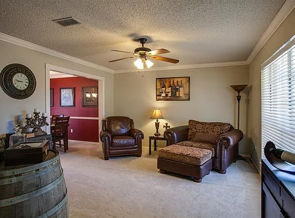 3rd image of 1609 River Birch Dr
