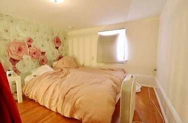 4th image of 255 W 75th St APT 5d
