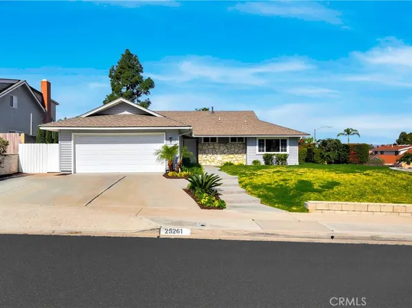 25261 Vespucci Rd, Laguna Hills, CA 92653