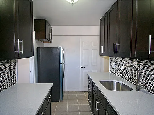 Rented by SW Queens Mezzanine | media 12