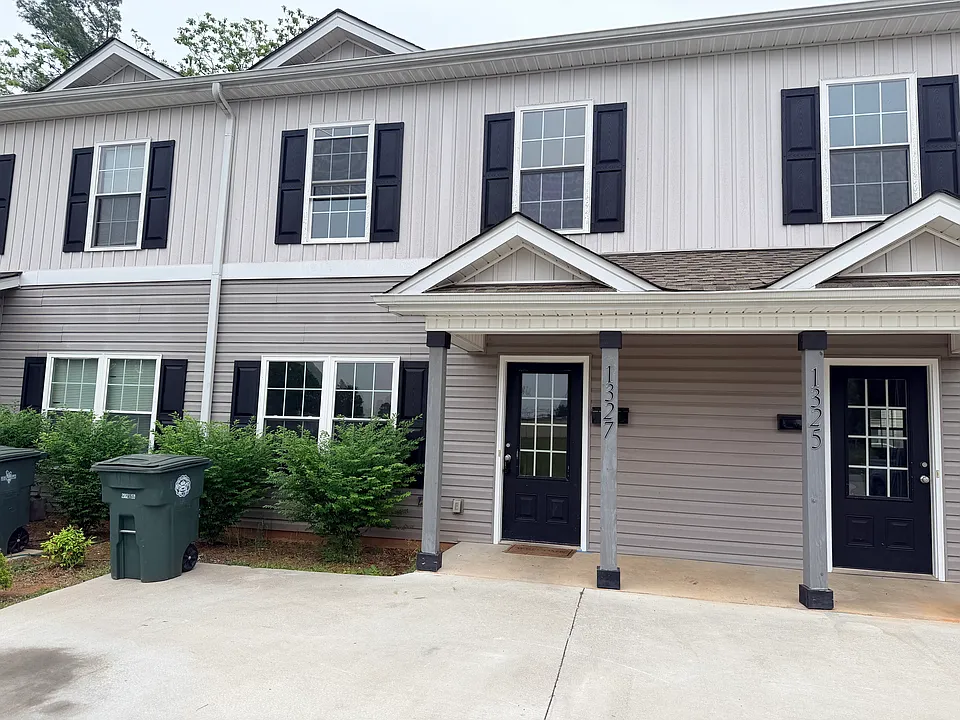 1325 Filbert St #1325