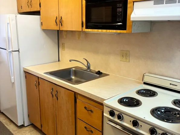 W. Dimond Blvd, 3640 W Dimond Blvd APT 42, Anchorage, AK 99502